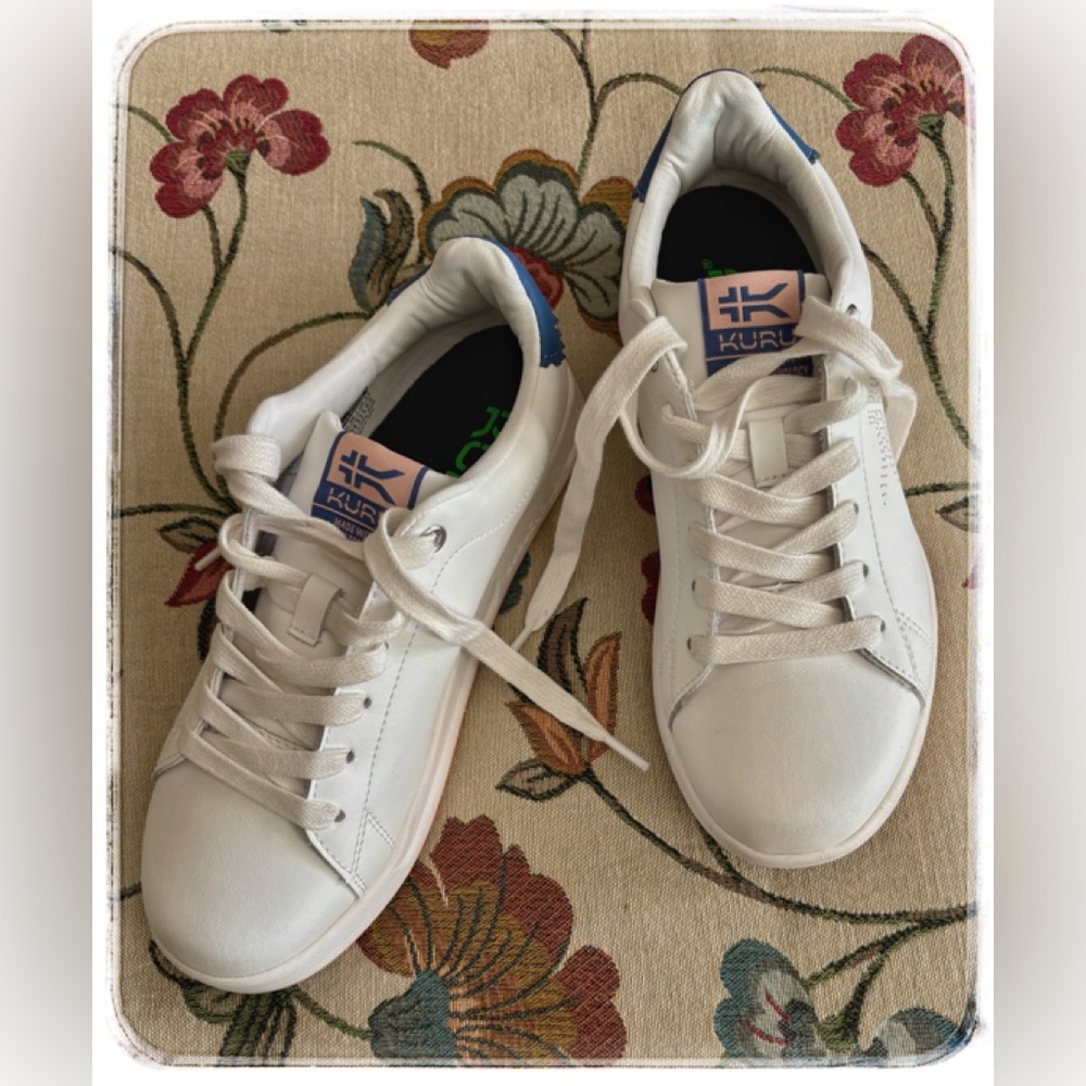 KURU Classic Roam Sneakers.